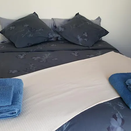 アパート The Sky Attic シッチェス